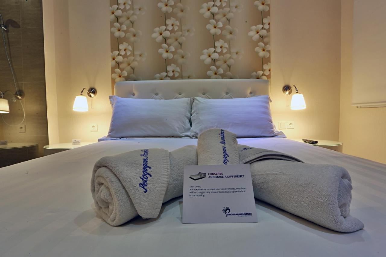 เปโตโกกัน เรสซิเดนซ์ Hotel Mencil ภายนอก รูปภาพ